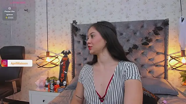 Aprilwatson online show from October 2025 01:56:02 PM