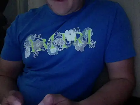 Snapshot of zeusmasterhorny chatting on October 2025 10:40:02 PM zeusmasterhorny online show from October 2025 10:40:02 PM