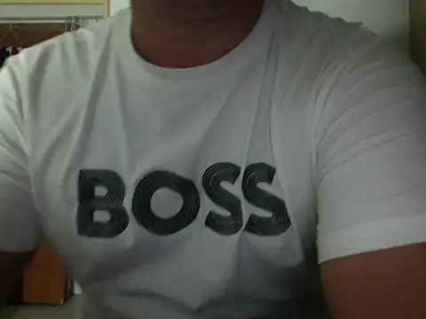 Snapshot of zeusmasterhorny chatting on October 2025 03:04:01 AM zeusmasterhorny online show from October 2025 03:04:01 AM