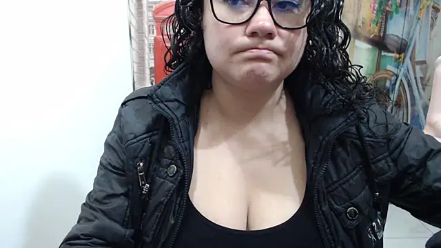 Snapshot of greeneyes_nurse chatting on September 2025 03:39:02 AM greeneyes nurse online show from September 2025 03:39:02 AM