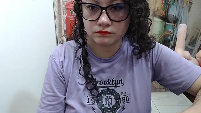 Snapshot of greeneyes_nurse chatting on October 2025 06:10:02 PM greeneyes nurse online show from October 2025 06:10:02 PM