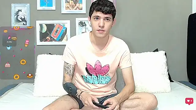 Snapshot of Matteo12_ chatting on June 2026 04:29:02 AM Matteo12 online show from June 2026 04:29:02 AM