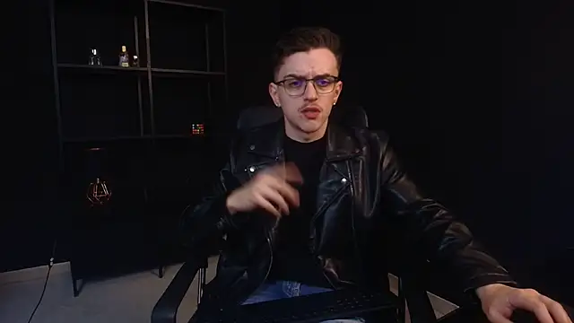 FelixStarkk online show from May 2026 05:25:02 AM