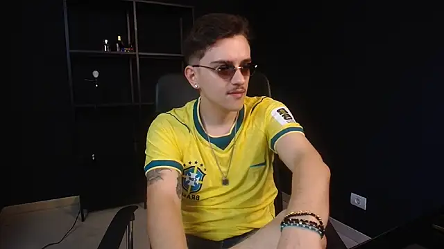 FelixStarkk online show from June 2026 05:01:02 AM