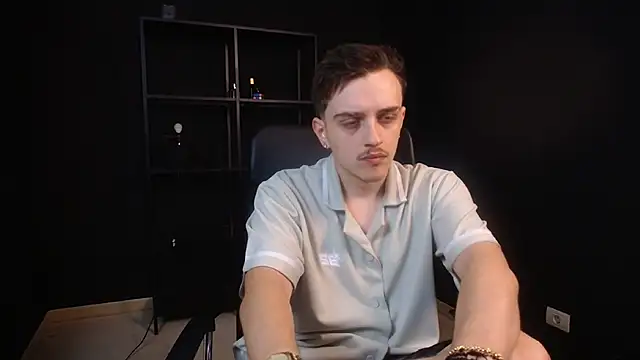 FelixStarkk online show from July 2026 06:07:02 AM