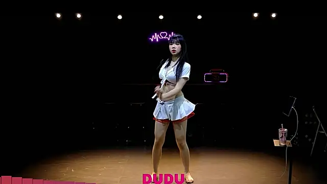 yznt-dudu online show from September 2025 11:10:01 AM