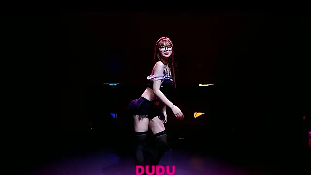 yznt-dudu online show from October 2025 12:24:02 PM