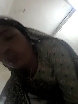 Snapshot of Hot_raaani chatting on February 2026 11:37:01 AM Hot raaani online show from February 2026 11:37:01 AM