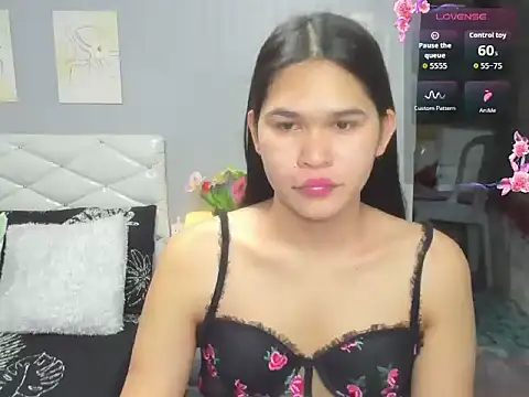 Snapshot of AlianaBlair chatting on October 2025 01:18:01 PM AlianaBlair online show from October 2025 01:18:01 PM