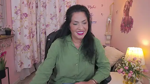 MyLovOne online show from October 2025 11:58:02 AM