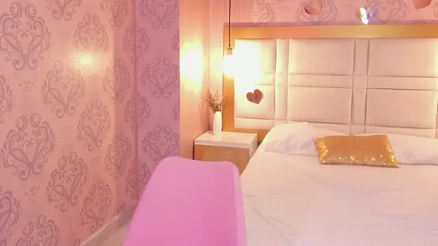 luna hot ass online show from February 2026 09:10:02 PM