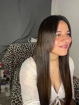 Snapshot of Linda_Bellucci chatting on May 2026 11:14:02 PM Linda Bellucci online show from May 2026 11:14:02 PM