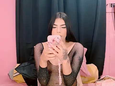  crystal23  online show from October 2025 04:44:01 AM