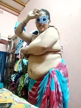 Snapshot of SexyBhabhi323 chatting on September 2025 05:56:02 PM SexyBhabhi323 online show from September 2025 05:56:02 PM