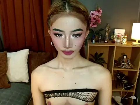Snapshot of sweetcumcara chatting on April 2026 12:13:01 AM sweetcumcara online show from April 2026 12:13:01 AM
