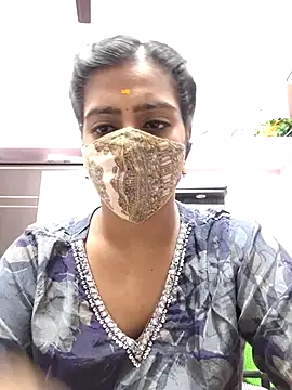 Snapshot of Tamil-Meenu12 chatting on April 2026 05:22:01 AM Tamil-Meenu12 online show from April 2026 05:22:01 AM