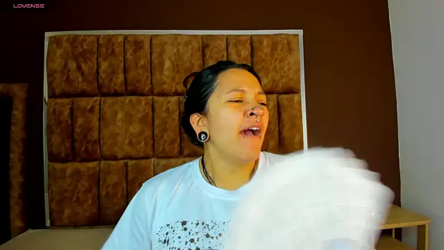 Kitty ravee online show from September 2025 07:36:02 PM