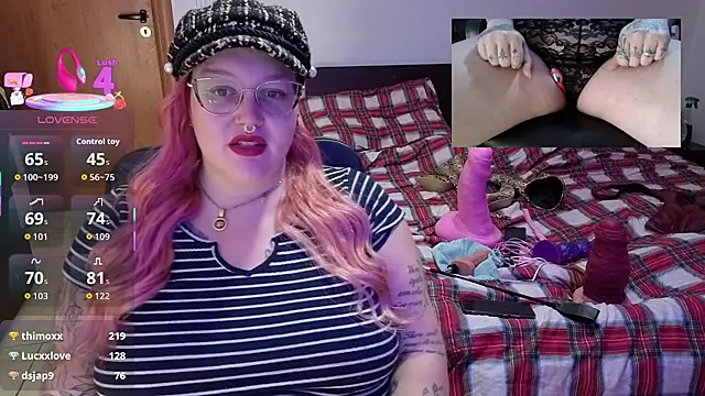 AlyssaWonderland online show from December 2025 07:53:02 PM