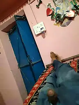 Snapshot of rollplay6768 chatting on September 2025 01:35:02 PM rollplay6768 online show from September 2025 01:35:02 PM