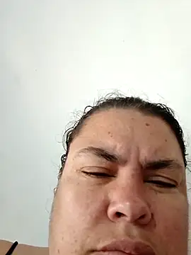 yaneth  online show from October 2025 12:34:02 PM