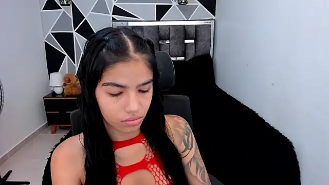 Snapshot of valeria-duarte chatting on May 2026 02:22:01 PM valeria-duarte online show from May 2026 02:22:01 PM