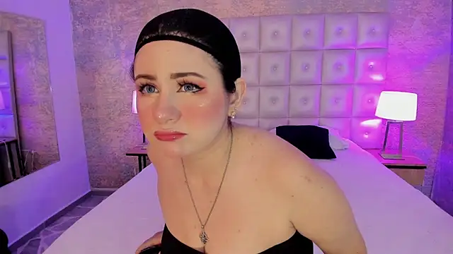 harimoon1 online show from September 2025 03:05:01 AM