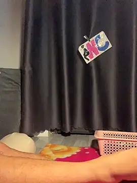 Snapshot of yang-2269 chatting on October 2025 09:11:01 PM yang-2269 online show from October 2025 09:11:01 PM