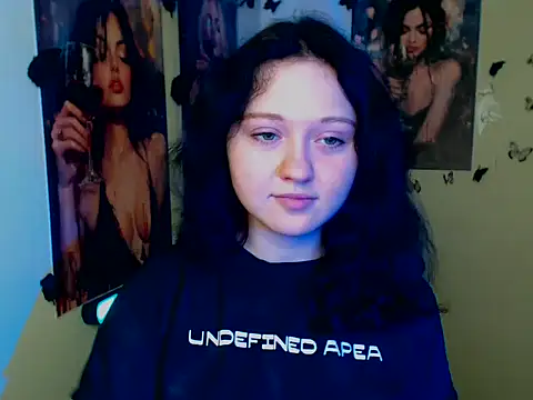 Snapshot of LadyAlice_ chatting on November 2025 07:07:03 AM LadyAlice  online show from November 2025 07:07:03 AM