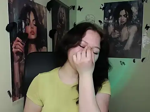 LadyAlice  online show from April 2026 06:07:02 AM