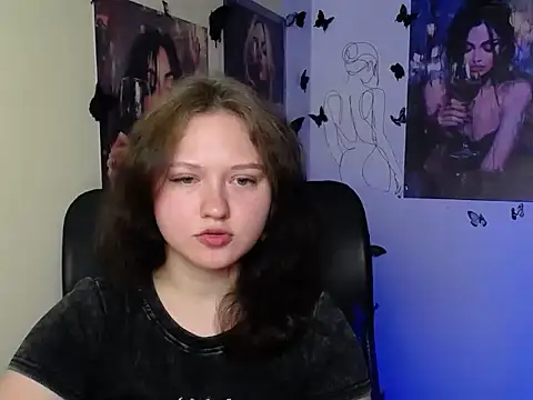 Snapshot of LadyAlice_ chatting on June 2026 05:49:02 AM LadyAlice online show from June 2026 05:49:02 AM