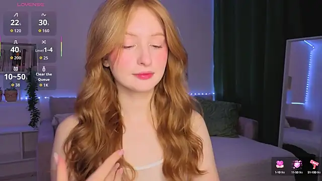 Snapshot of Betty_Twinkle chatting on September 2025 09:17:02 PM Betty Twinkle online show from September 2025 09:17:02 PM