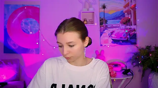 JulieDaniel online show from October 2025 04:24:01 AM