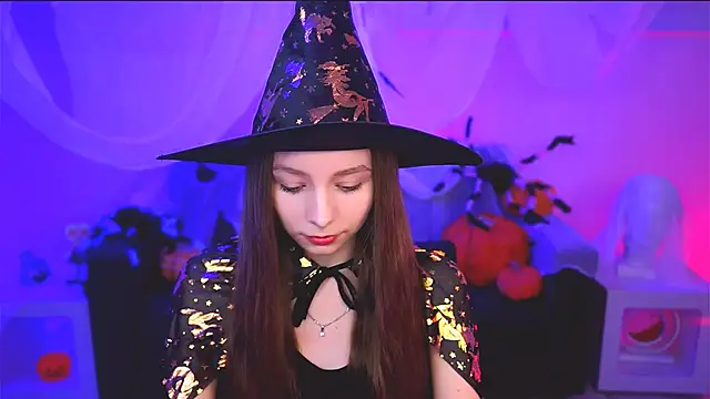 JulieDaniel online show from October 2025 05:11:02 AM