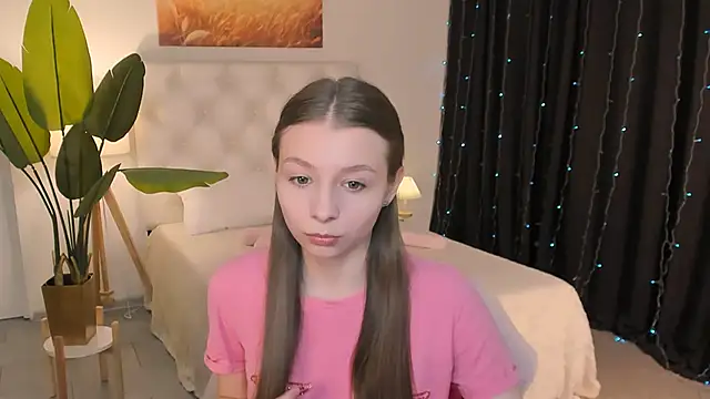 JulieDaniel online show from March 2026 04:17:01 AM