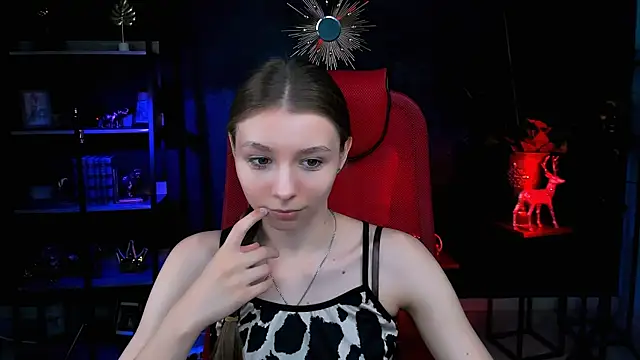 JulieDaniel online show from April 2026 04:17:01 AM