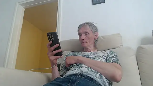 k74robert online show from November 2025 09:30:02 AM