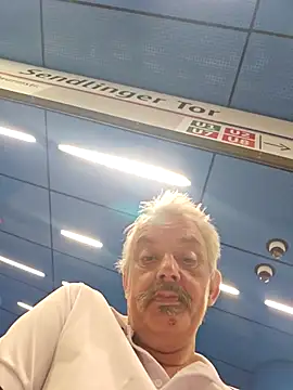 Snapshot of Fonse1860 chatting on September 2025 05:53:01 AM Fonse1860 online show from September 2025 05:53:01 AM