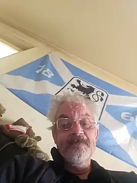 Snapshot of Fonse1860 chatting on October 2025 08:47:01 AM Fonse1860 online show from October 2025 08:47:01 AM