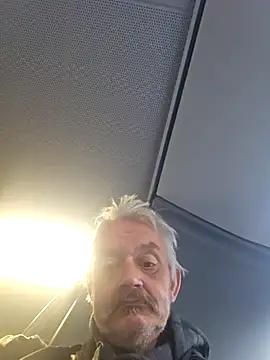 Snapshot of Fonse1860 chatting on October 2025 08:25:02 AM Fonse1860 online show from October 2025 08:25:02 AM