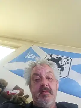 Snapshot of Fonse1860 chatting on November 2025 08:15:01 AM Fonse1860 online show from November 2025 08:15:01 AM