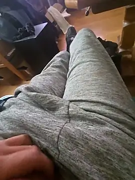 Snapshot of Fonse1860 chatting on November 2025 12:25:01 PM Fonse1860 online show from November 2025 12:25:01 PM