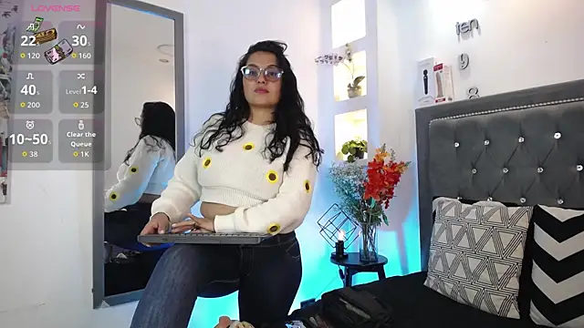 MelissaRhodes online show from December 2025 09:53:02 PM