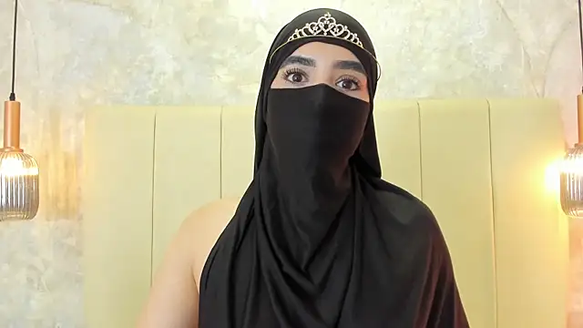 Snapshot of nayiraa_ chatting on November 2025 11:43:02 AM nayiraa online show from November 2025 11:43:02 AM