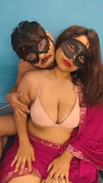 Snapshot of sexy42couple chatting on April 2026 06:02:01 PM sexy42couple online show from April 2026 06:02:01 PM