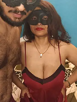 sexy42couple online show from June 2026 11:49:01 PM