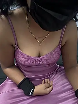 Snapshot of Lovlycouple1 chatting on May 2026 07:11:02 PM Lovlycouple1 online show from May 2026 07:11:02 PM