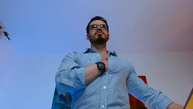 Axel Lover online show from October 2025 11:13:02 PM