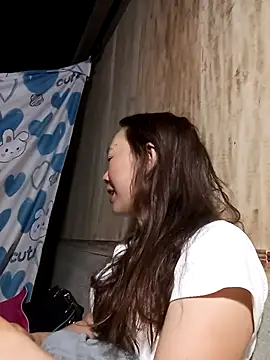 Bianly online show from March 2026 11:11:02 PM