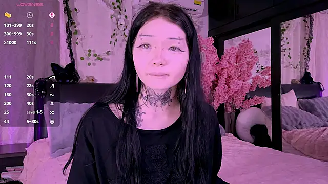 Lein Bone online show from October 2025 12:05:02 AM