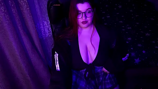 RelykaMeow online show from November 2025 10:25:02 PM